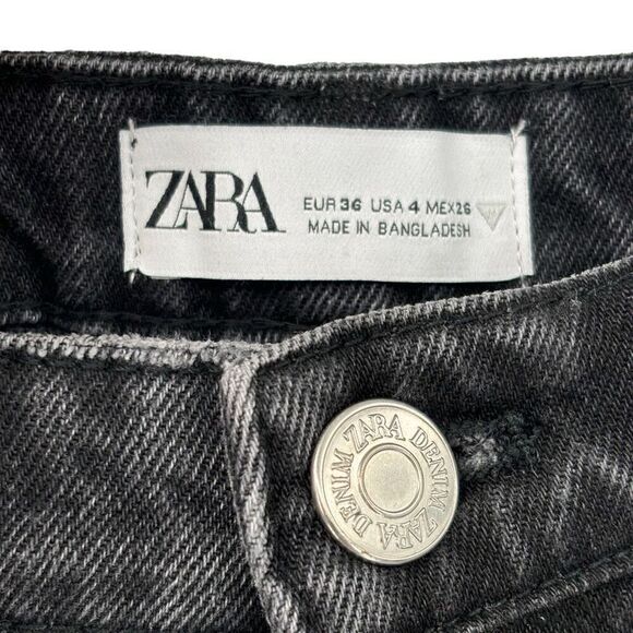Zara Frayed High Rise Distressed Button Fly Jean Shorts Black Size 4 - Picture 2 of 4